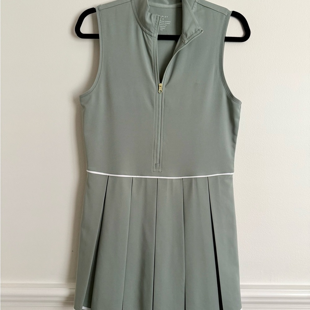 Varley Dalton Court Dress 32” in cool sage size M - Picture 6 of 14
